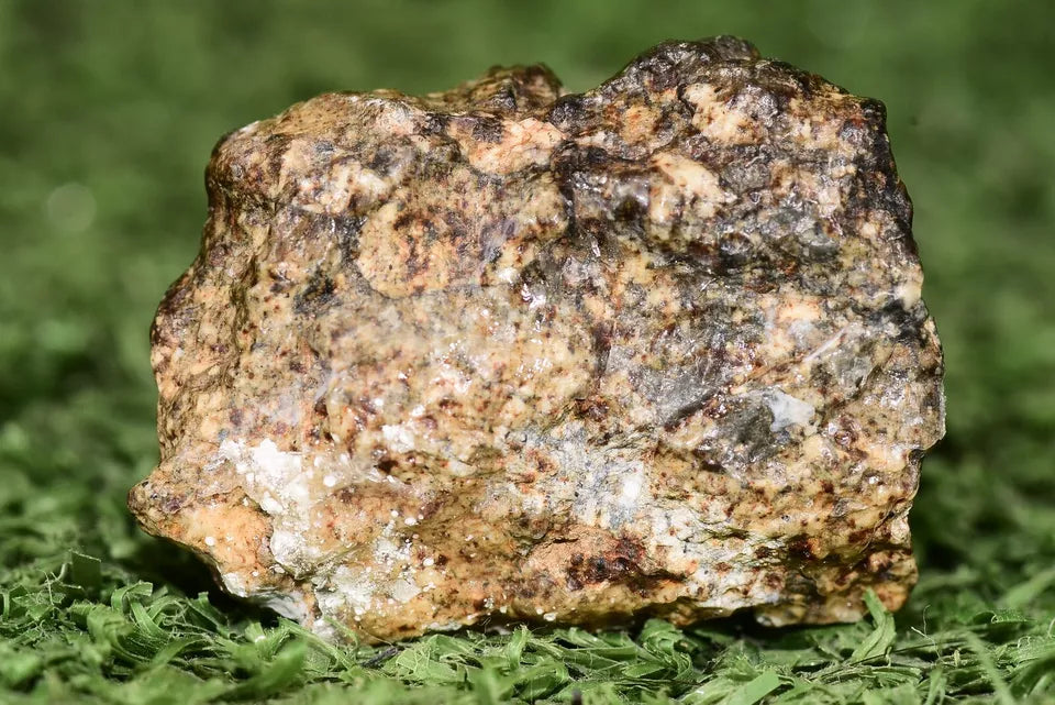 Meteorite Eucrite Brecciated NWA 14410 fragment 12.5 g - MeteoriteNwa.com