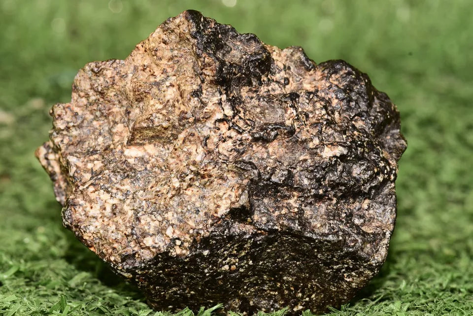 Meteorite Eucrite Brecciated NWA 14410 fragment 112 g - MeteoriteNwa.com