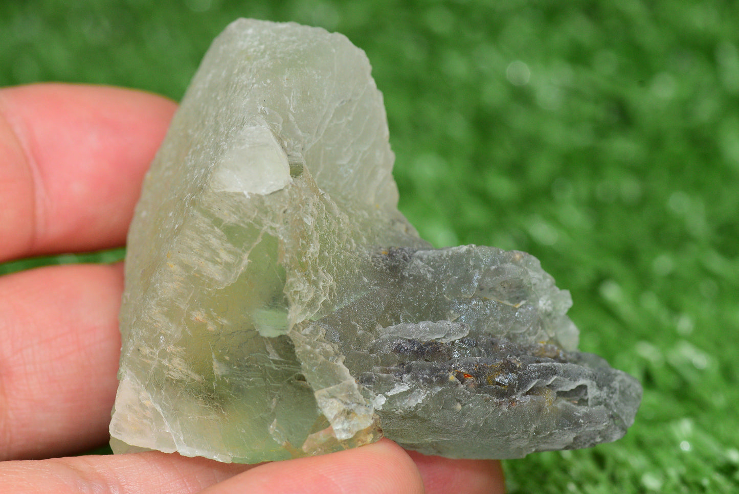 Stunning Fluorite Specimen from El Hammam Mine, Morocco Perfect for Crystal Collectors - MeteoriteNwa.com