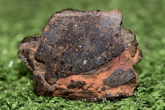 Meteorite Mesosiderite stony Iron NWA 14867 Endcut 30.7 g - MeteoriteNwa.com