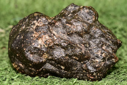Meteorite Eucrite Brecciated NWA 14410 fragment 176g - MeteoriteNwa.com