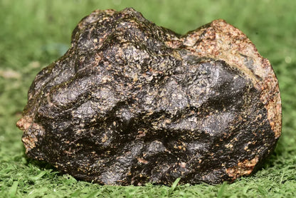 Meteorite Eucrite Brecciated NWA 14410 fragment 176g - MeteoriteNwa.com